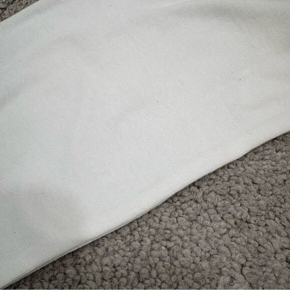 J. Crew Perfect Fit Long Sleeve Crewneck Tee in White Size M - Picture 11 of 11